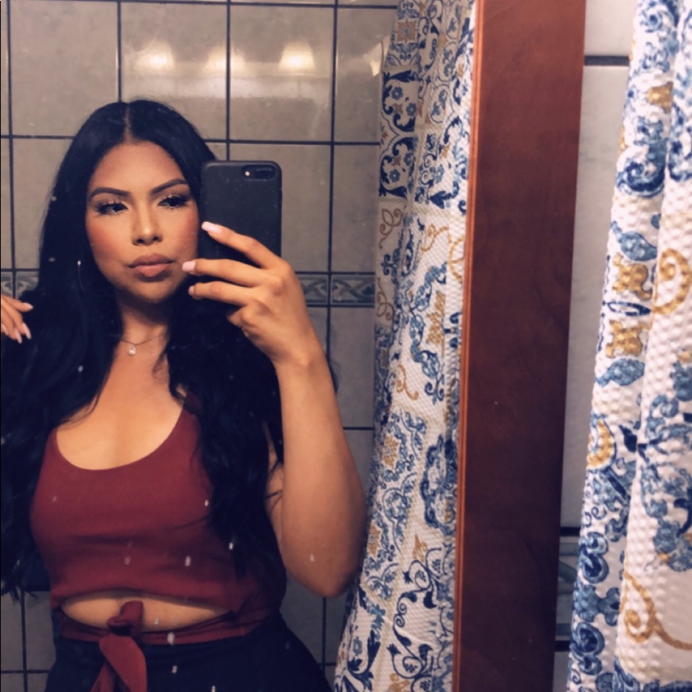 Red crop top